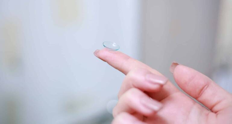 Was tun, wenn Kontaktlinsen ausgetrocknet sind?